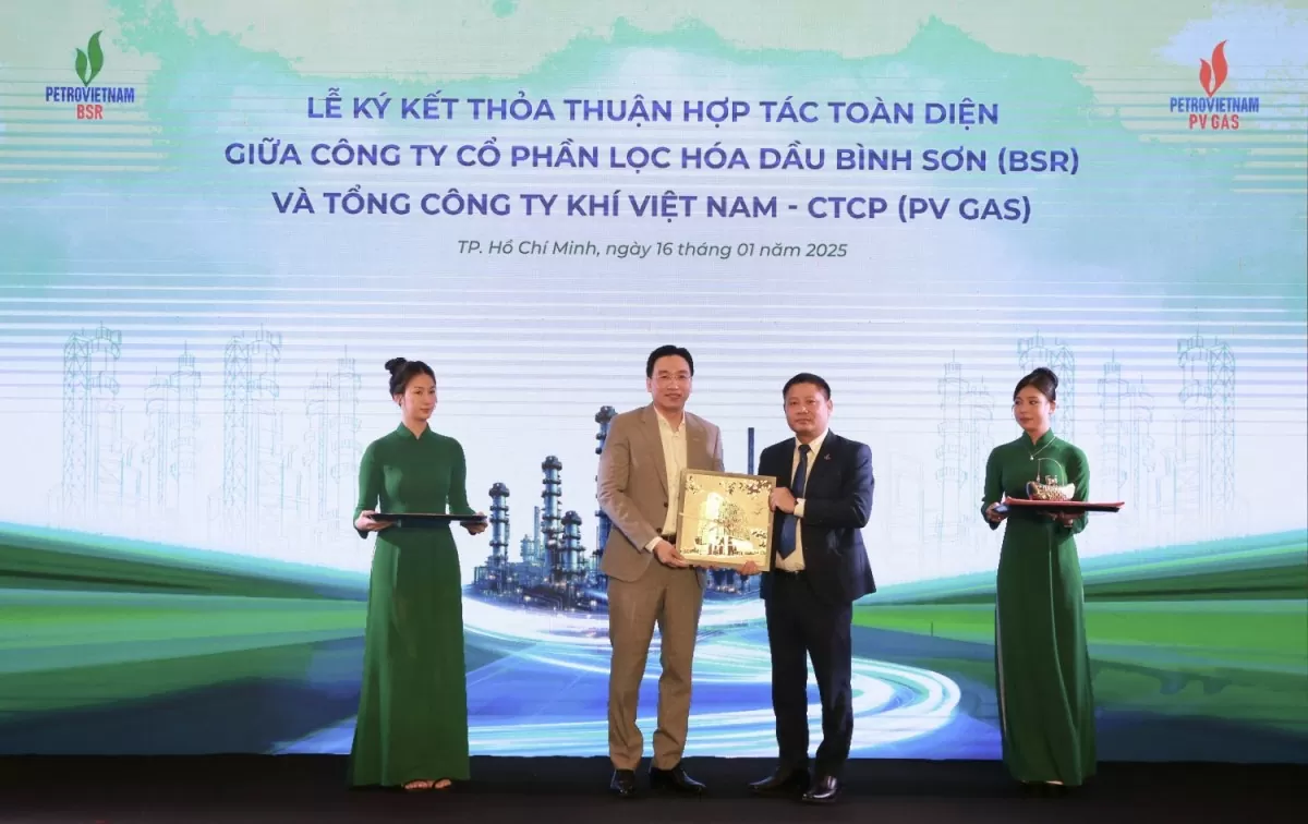 Lãnh đạo BSR và PV GAS bày tỏ tin tưởng vào sự thành công của việc hợp tác và cam kết mạnh mẽ để triển khai các nội dung hợp tác đi vào thực tế, hiệu quả, mang lại giá trị mới cho hai bên.