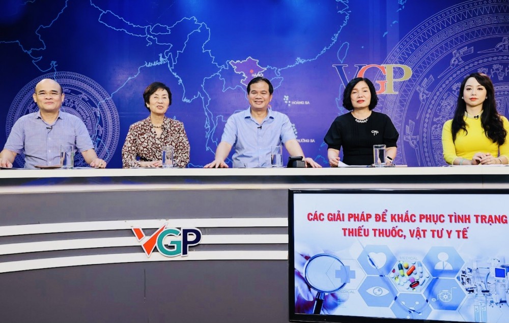 Giải pháp nào để khắc phục tình trạng thiếu thuốc, vật tư y tế?