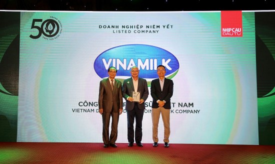 Được đánh giá cao về “E-S-G”, công ty Vinamilk nhận giải phát triển bền vững 2022