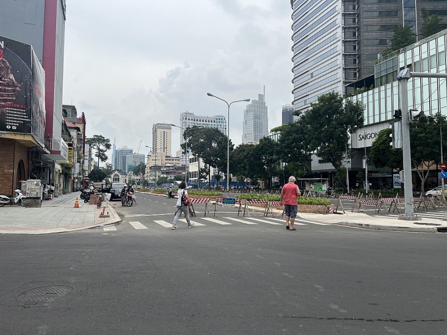 TP. Hồ Chí Minh: Mặt tiền “đất vàng” đường Lê Lợi được hoàn trả sau 8 năm bị rào chắn