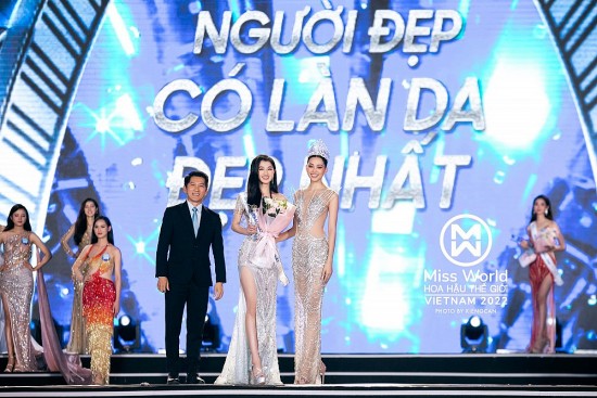 Artistry tài trợ mỹ phẩm chăm sóc sắc đẹp 02 năm cho Top 3 Miss World Việt Nam 2022