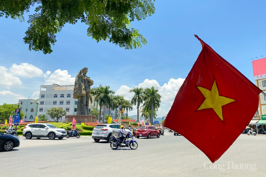 Đà Nẵng: Rợp bóng cờ hoa chào mừng Tết Độc lập Đà Nẵng: Rợp bóng cờ hoa chào mừng Tết Độc lập