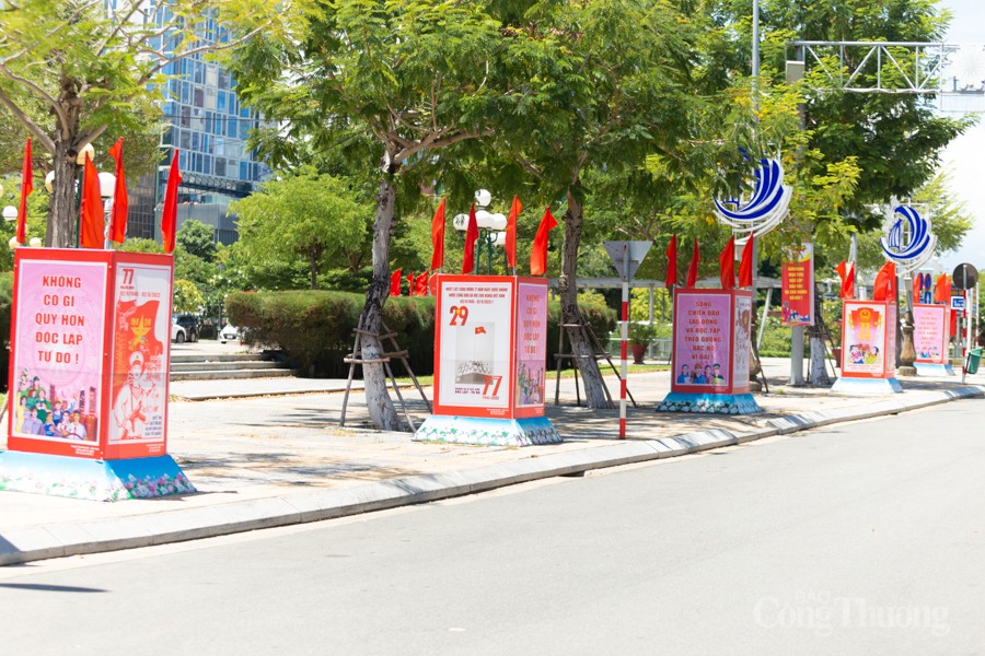 Đà Nẵng: Rợp bóng cờ hoa chào mừng Tết Độc lập Đà Nẵng: Rợp bóng cờ hoa chào mừng Tết Độc lập