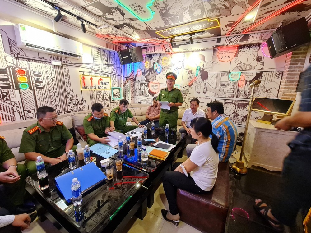 TP. Hồ Chí Minh đồng loạt kiểm tra phòng cháy chữa cháy tại các quán karaoke, quán bar