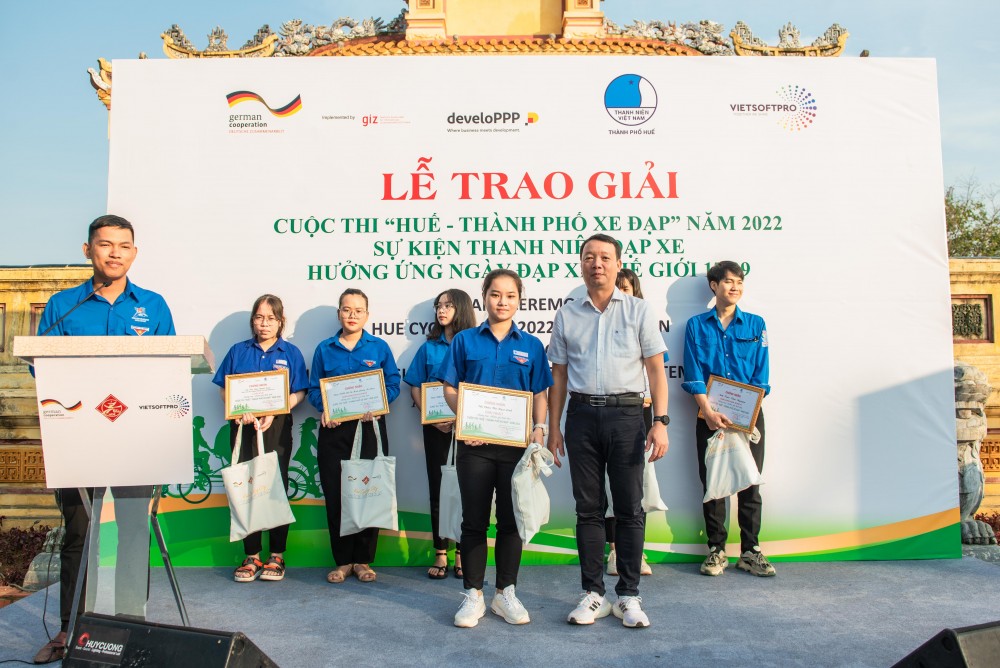 Trao giải cuộc thi “Huế- Thành phố xe đạp” và hưởng ứng Ngày đạp xe thế giới 2022