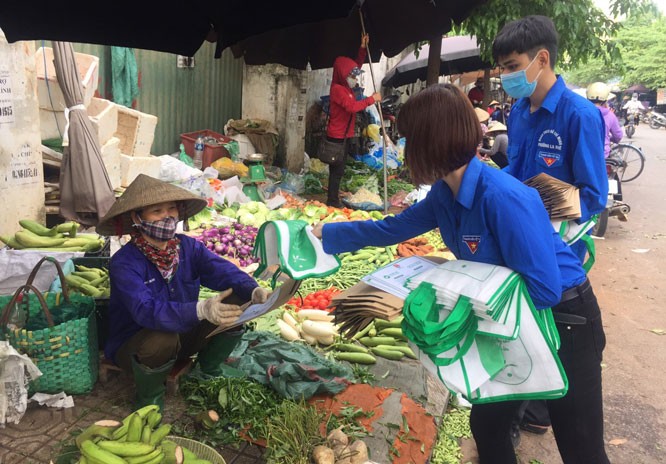 Ô nhiễm rác thải nhựa đại dương: Nước mắt của biển và hành động của chúng ta- Bài 2: Cộng đồng chung tay giảm thiểu rác thải nhựa