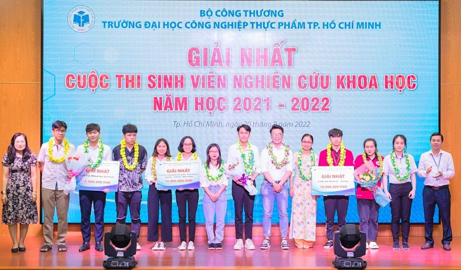 Giải thưởng sinh viên nghiên cứu khoa học: Nhiều đề tài mang tính thời sự, khả năng ứng dụng đoạt giải nhất