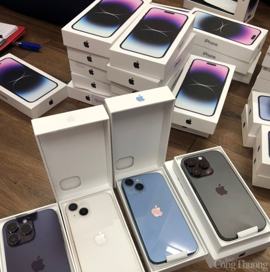 TP. Hồ Chí Minh: Tạm giữ 42 chiếc iPhone 14 không có hóa đơn trị giá 1,6 tỷ đồng