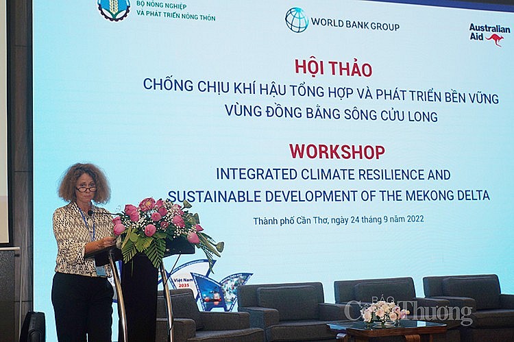 2.	Bà Carolyn Turk, Giám đốc Quốc gia WB tại Việt Nam