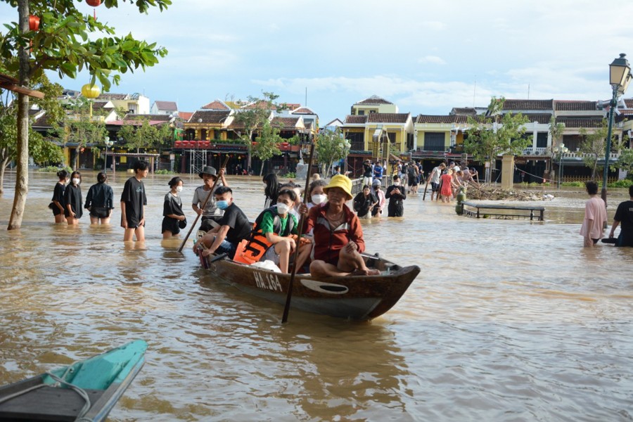 Quảng Nam: Nhiều nơi bị ngập lụt sau bão số 4