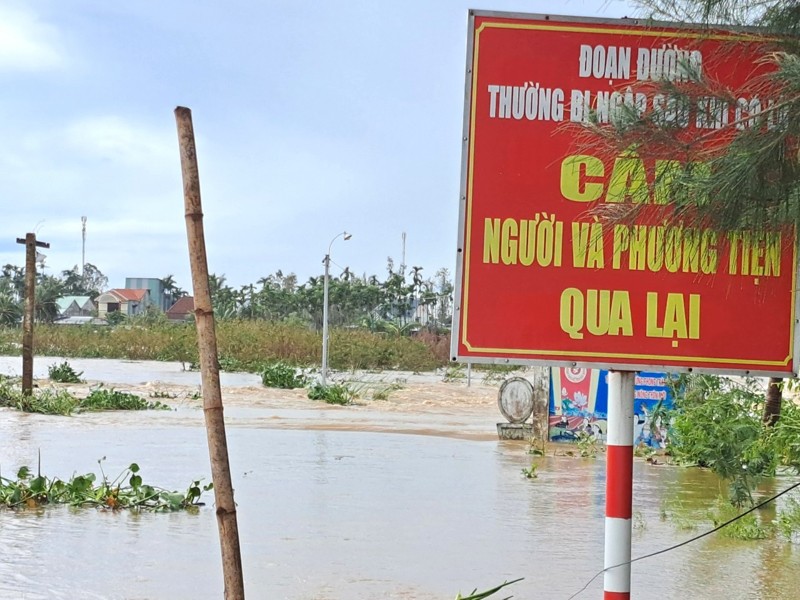 Quảng Nam: Nhiều nơi bị ngập lụt sau bão số 4