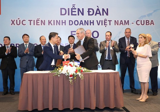 tt group hop tac voi doi tac cuba san xuat vac xin phong cum va thuoc chua ung thu