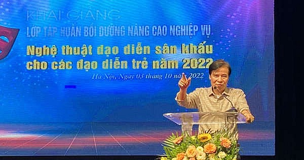 Vì sao khẳng định “đạo diễn là tri thức tầng bậc cao” của ông Giang Mạnh Hà bị dư luận chỉ trích?