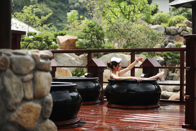 Onsen, một cảm nhận rất khác về du lịch Quảng Ninh?