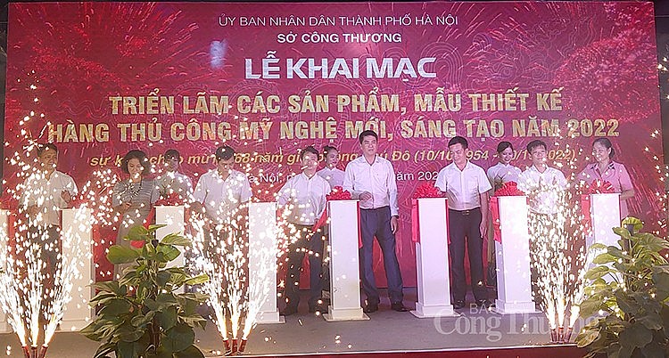 Khai mạc Triển lãm