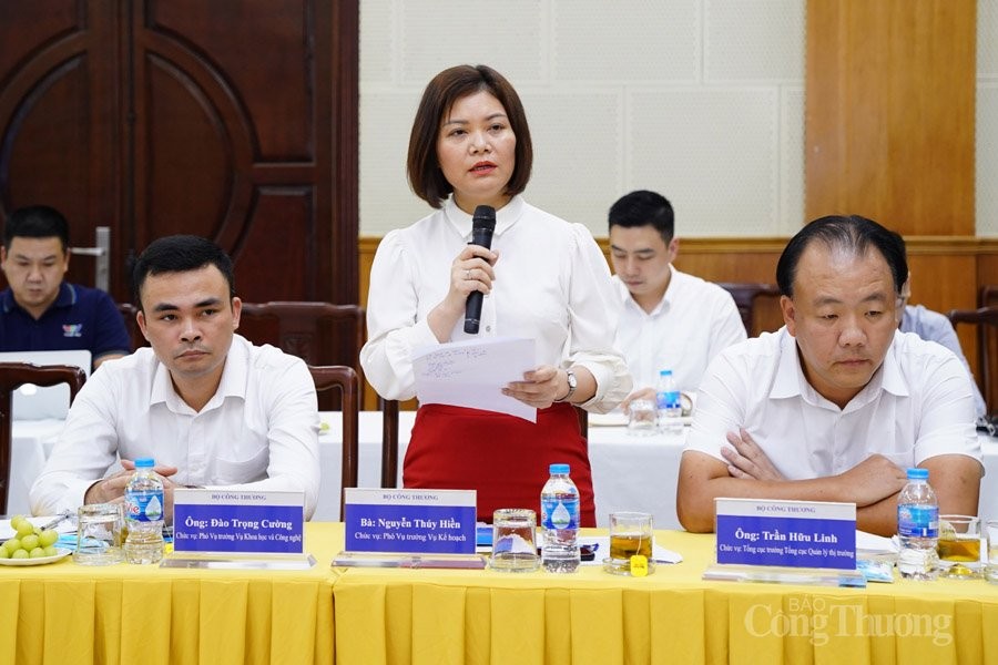 Chấn chỉnh, xốc lại tổng thể các mối liên kết trong chuỗi cung ứng xăng dầu