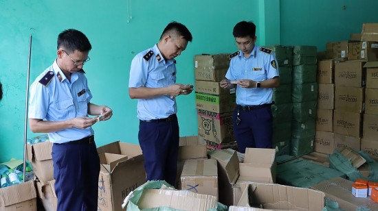 cuc quan ly thi truong bac ninh xu ly 64 vu hang lau gian lan thuong mai trong quy 3