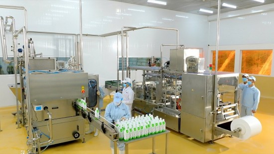 vpmilk khanh thanh nha may sua mo hinh sinh thai tai lam dong