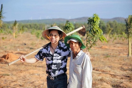 ca si ngoc son phu nhan xay dung trai phep o binh thuan