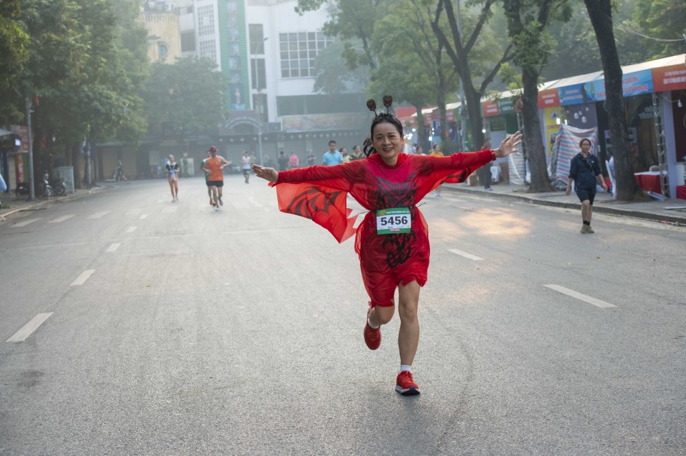 Gần 800 người tham gia giải chạy “Race for Green Life - Lối sống xanh cho một tương lai bền vững”