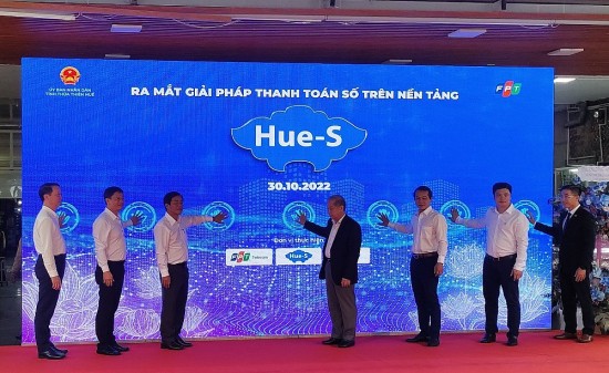 thua thien hue ra mat giai phap thanh toan khong dung tien mat