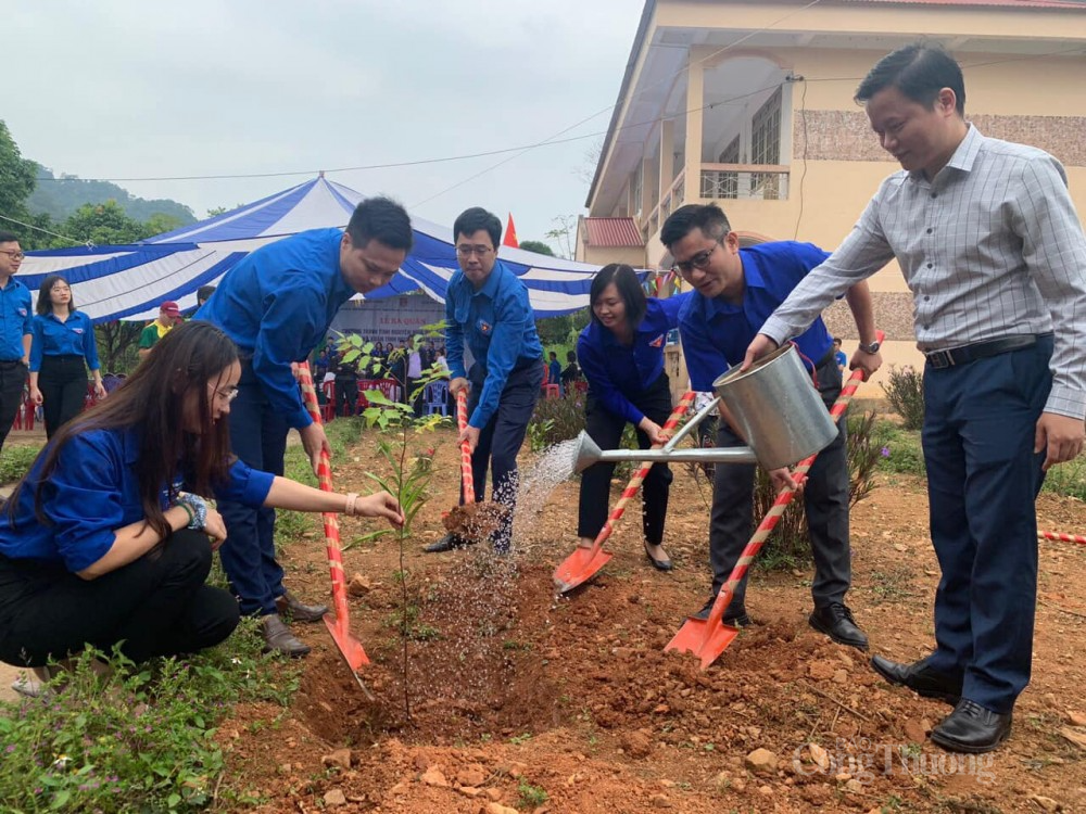 Đoàn Khối các cơ quan Trung ương: Tình nguyện vì cộng đồng và chung tay xây dựng nông thôn mới