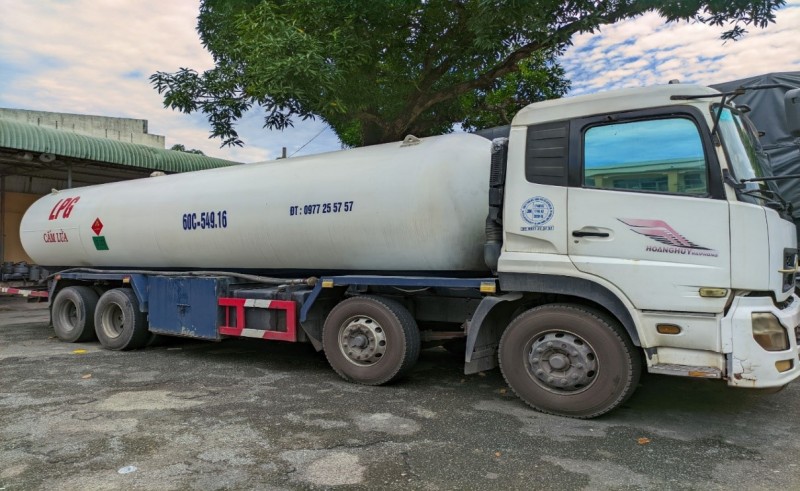 Quản lý thị trường Đồng Nai phát hiện xe bồn vận chuyển 4.090 kg khí LPG không rõ nguồn gốc xuất xứ