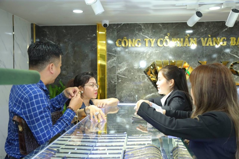 Ứng dụng VSJ Gold ghi nhận hơn 30.000 lượt tải chỉ sau 1 tháng ra mắt