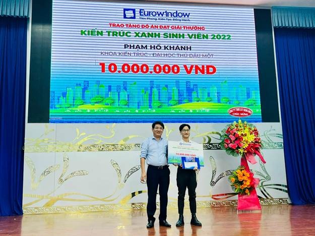 EUROWINDOW TRAO THƯỞNG ĐỒ ÁN ĐẠT GIẢI KIẾN TRÚC XANH SINH VIÊN 2022