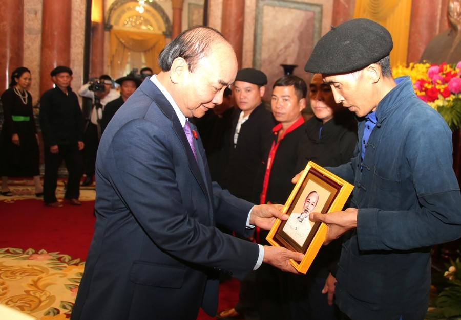 Đồng bào dân tộc thiểu số Hà Giang “sống trên đá, thoát nghèo trên đá và tiến tới làm giàu trên đá”