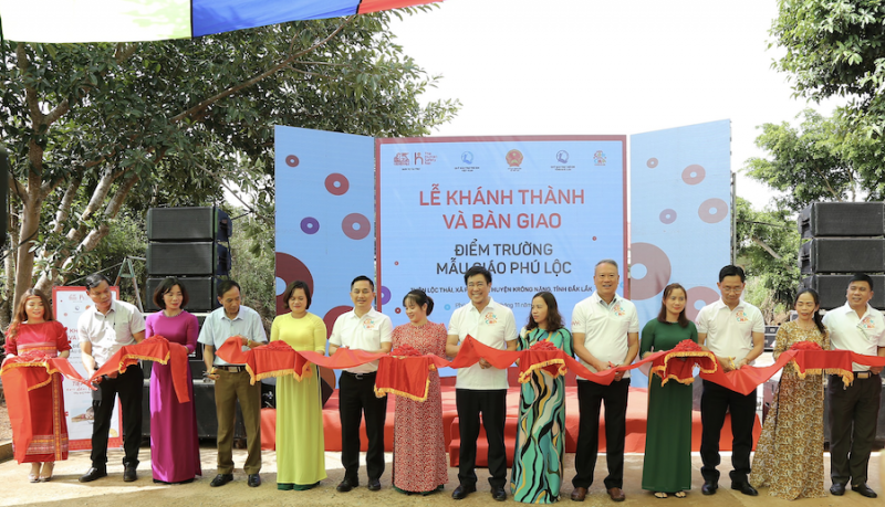 dak lak khanh thanh truong mau giao cho cac em nho kho khan huyen krong nang