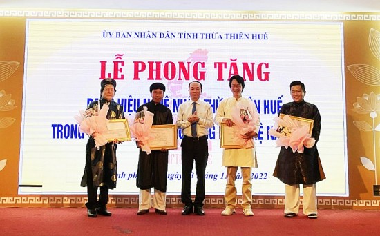 Thừa Thiên Huế: Phong tặng Nghệ nhân trong lĩnh vực thủ công mỹ nghệ