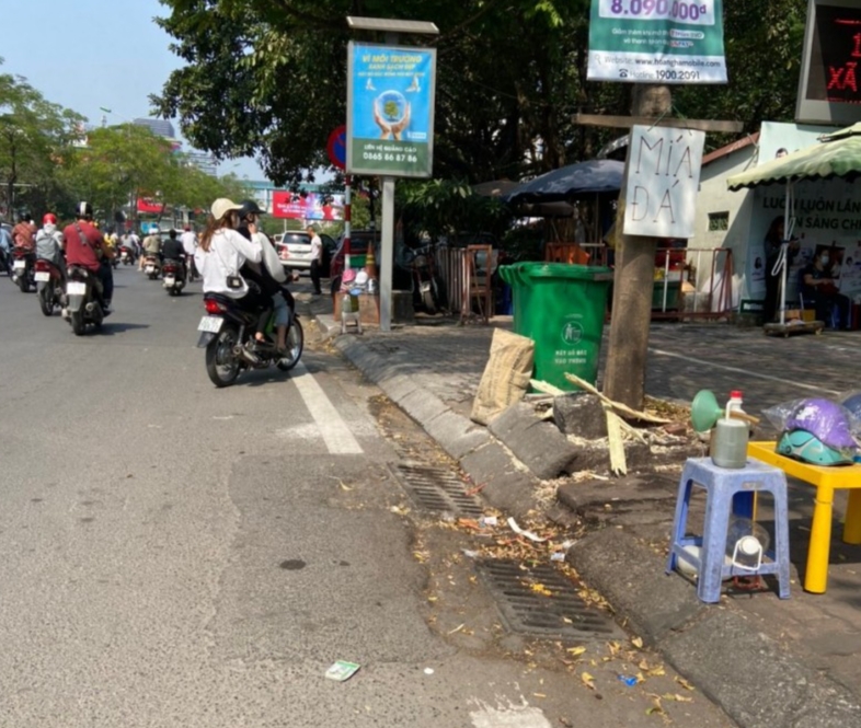 Vào cuộc xử lý nghiêm tình trạng kinh doanh xăng dầu chai lọ tự phát