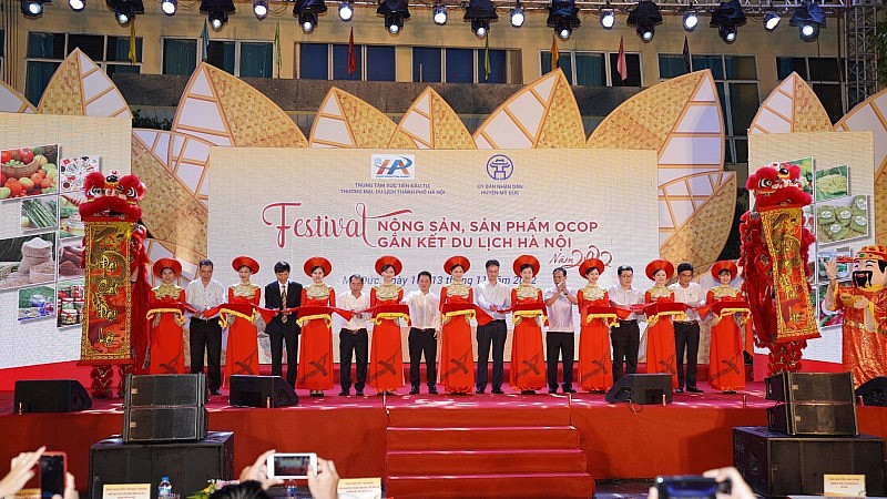 Khai mạc Festival Nông sản, sản phẩm OCOP gắn kết du lịch Hà Nội tại Mỹ Đức