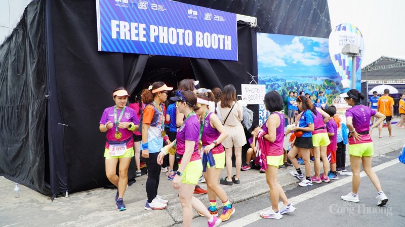 Hơn 5.000 người tham gia giải chạy Halong Bay Heritage Marathon 2022 Hơn 5.000 người tham gia giải chạy Halong Bay Heritage Marathon 2022