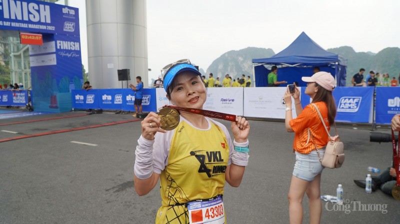Hơn 5.000 người tham gia giải chạy Halong Bay Heritage Marathon 2022 Hơn 5.000 người tham gia giải chạy Halong Bay Heritage Marathon 2022