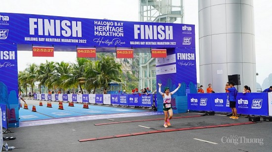 hon 5000 nguoi tham gia giai chay halong bay heritage marathon 2022