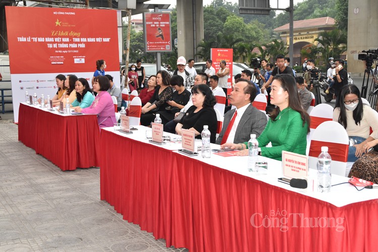 Khởi động Tuần lễ “Tự hào hàng Việt Nam - Tinh hoa hàng Việt Nam”