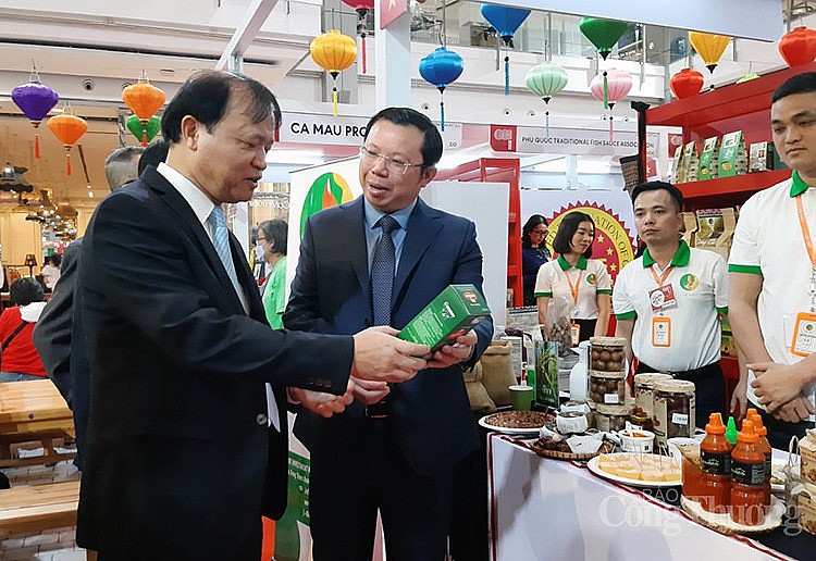 Tuần hàng Việt Nam tại Thái Lan 2022: Cầu nối cho doanh nghiệp Việt tham gia mạng lưới phân phối Thái Lan