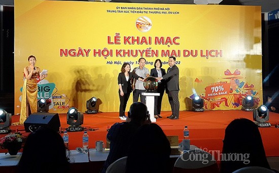 50 gian hàng tham gia “Ngày Hội khuyến mại du lịch” năm 2022