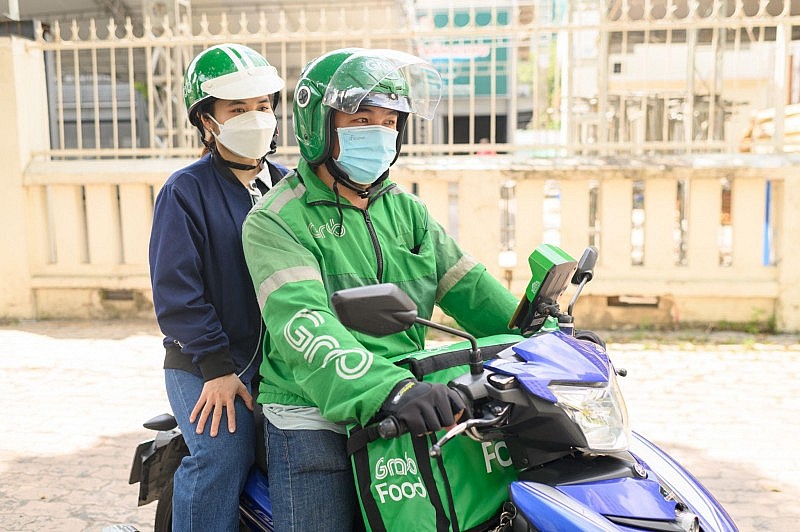 Hành trình 8 năm đồng hành cùng “người lạ Grab” nhưng lại “quen như hơi thở”