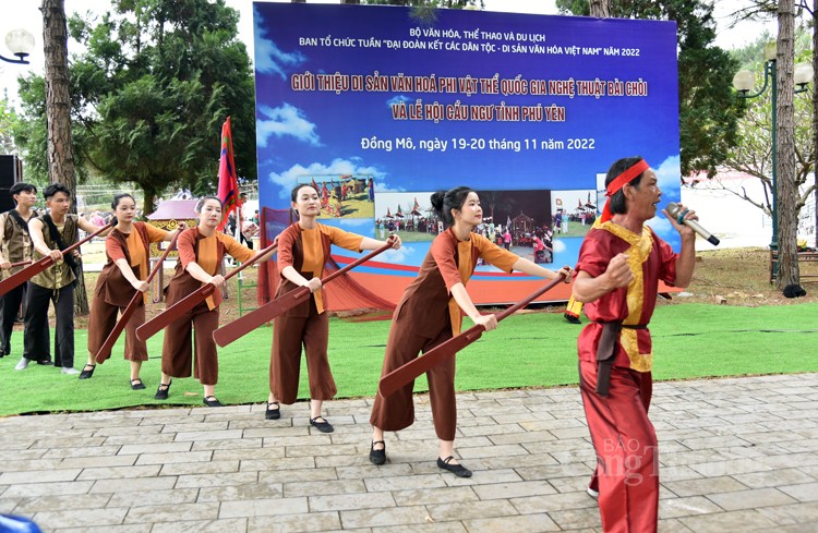 Lễ hội cầu ngư tiếp thêm sức mạnh cho ngư dân bám biển Lễ hội cầu ngư tiếp thêm sức mạnh cho ngư dân bám biển