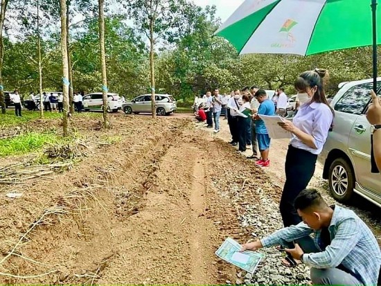 “Khóc dở mếu dở” với 1001 chiêu trò "lùa gà" đặt cọc, giữ chỗ của môi giới bất động sản