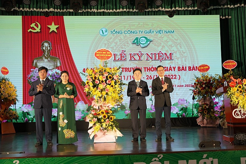 Giấy Bãi Bằng kỷ niệm 40 năm ngày truyền thống