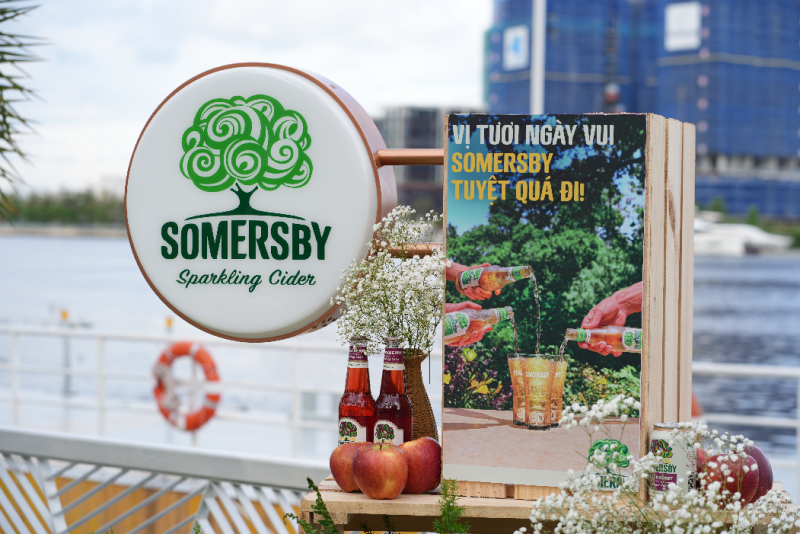 Nước táo lên mên tự nhiên Somersby ra mắt tại Việt Nam