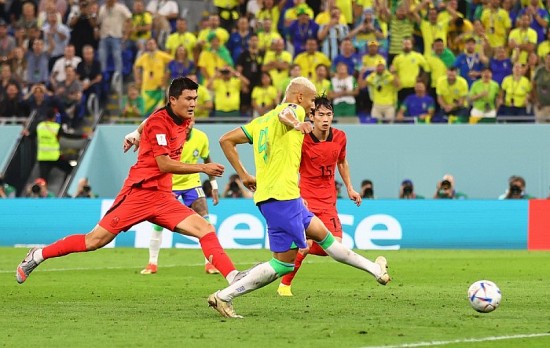 Kết quả vòng 1/8 World Cup 2022 hôm nay ngày 6/11: Thắng đậm Hàn Quốc, Brazil chạm trán Croatia ở tứ kết