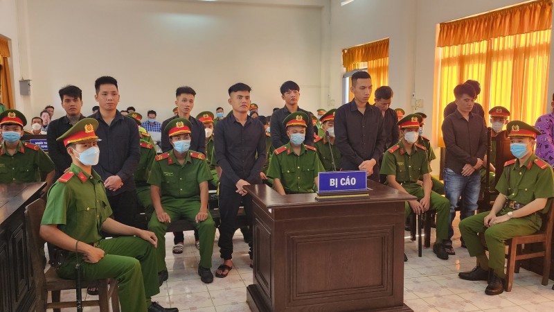 Kiên Giang: Phạt 174 năm tù cho 9 kẻ giết người và bắt giữ người trái pháp luật