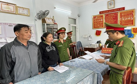 quang nam bat tam giam 2 vo chong chiem doat hon 370 ty dong