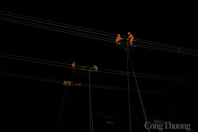 Một đêm trên công trường đường dây 500kV Hà Tĩnh- Nho Quan
