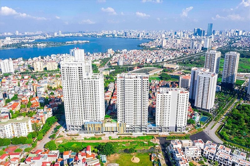 Lãi suất cao, lo thu nhâp suy giảm khiến nhiều người không dám mua nhà thời điểm này.